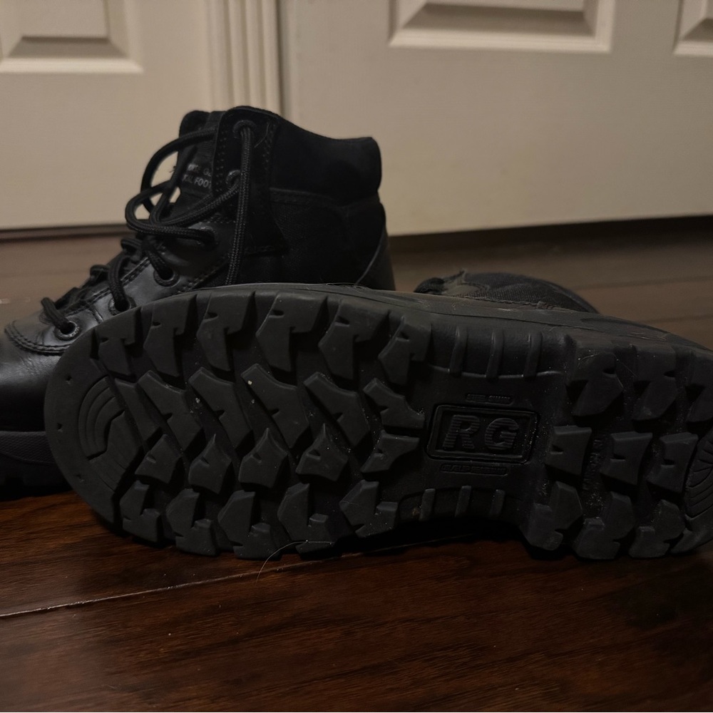 Response Gear boots - Picture 3 of 4